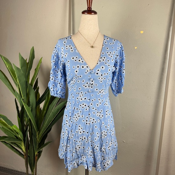 Faithfull the Brand Dresses & Skirts - Faithfull The Brand Romantic Cottage Prairie Mini Dress Small Floral Puff Sleeve